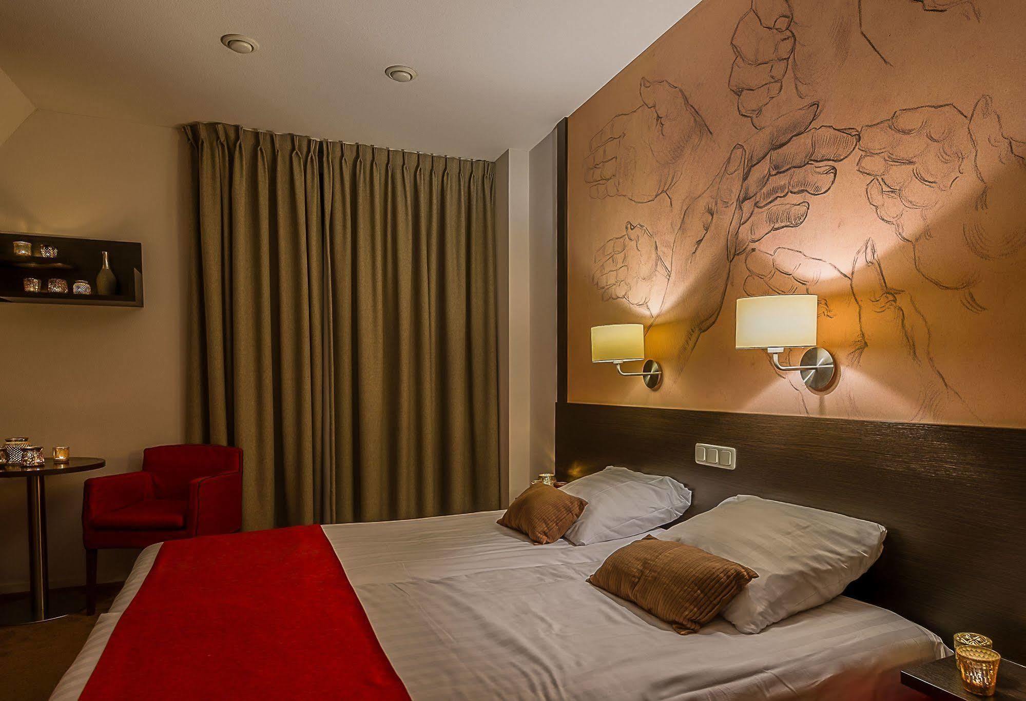 Parkhotel Auberge Vincent นูเนอ ภายนอก รูปภาพ